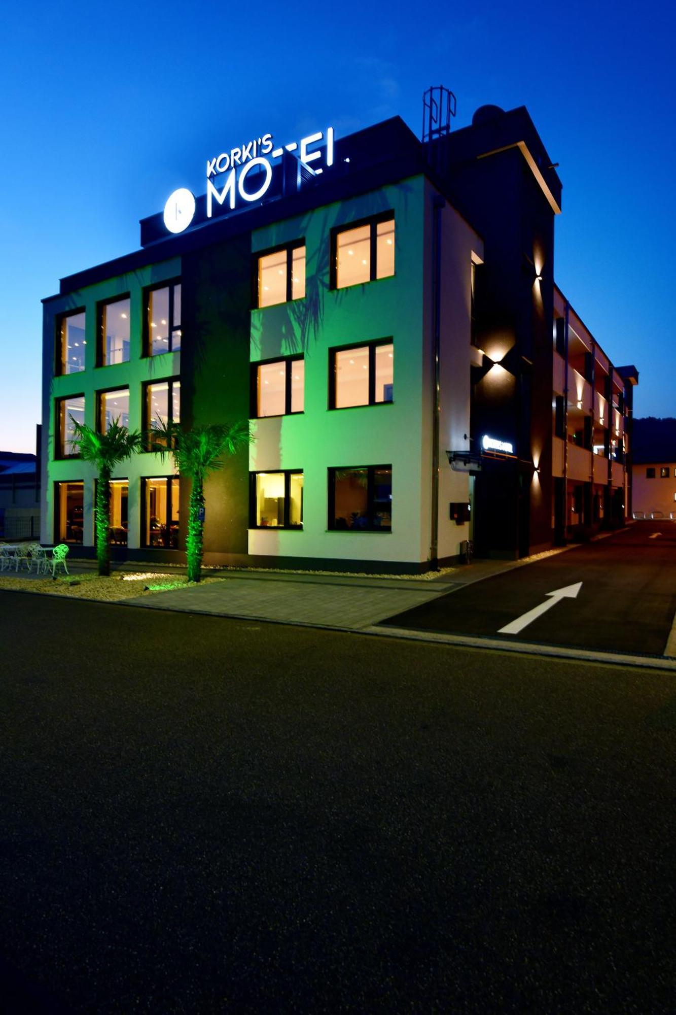 Korki'S Motel Шопфгайм Екстер'єр фото